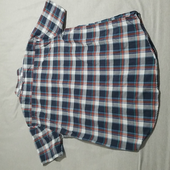 4 men tops Volcom and Billabong - Picture 10 of 16